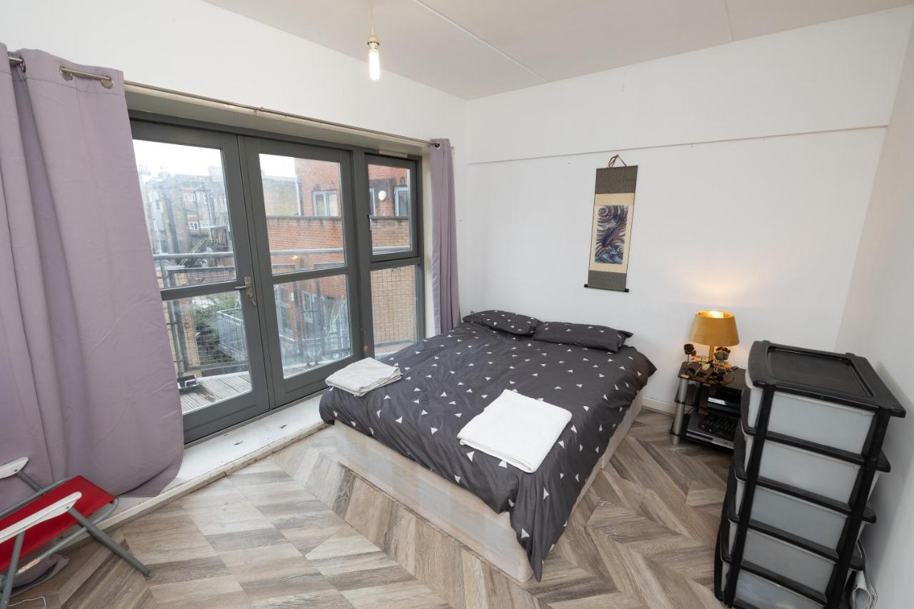 Jah Lodge Croydon Eksteriør bilde